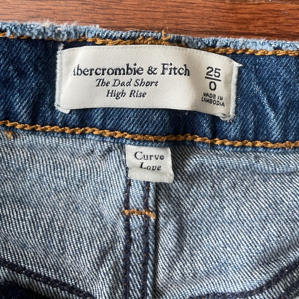 High rise dad short with button fly